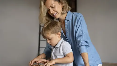 Chůva nebo vychovatelka: jaký je mezi nimi rozdíl a koho vybrat pro své dítě?